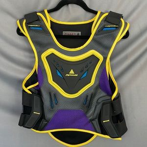 💥BLACK PYRAMID Motorcross Vest‼️🔥 WORN ONLY ONCE‼️ Built like a biker vest!